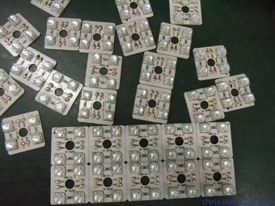 【供應(yīng)LED4燈食人魚鐵殼模組LED5050防水模組F8外露全彩】?jī)r(jià)格,廠家,圖片,LED景觀燈,深圳市新起點(diǎn)光電電子廠-